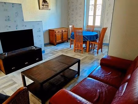 saintes – maison de ville de 81 m2 avec grand garage en zone non inondable