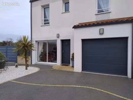 maison 6p 95m² à le bernard (85560)