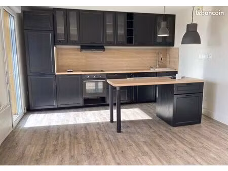 t3 63m² – terrasse 13m2– vue dégagée – parking – résidence sécurisée – agde