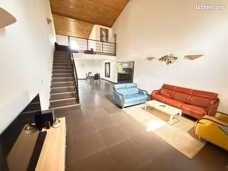 appartement 4 pièces 120 m²