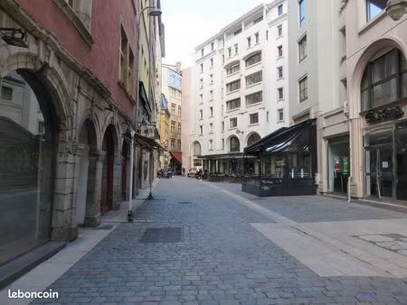 parking rue de la monnaie / mercière / jacobins - lyon 2e