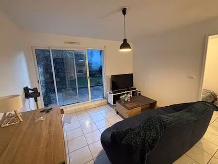 appartement 2 pièces 33 m² - quai de versailles