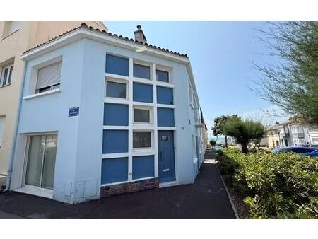 appartement les sables-d'olonne 61 m² t-3 à vendre  165 000 €