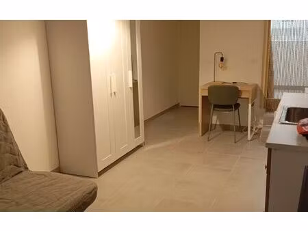 location appartement  19.86 m² t-2 à toulon  565 €