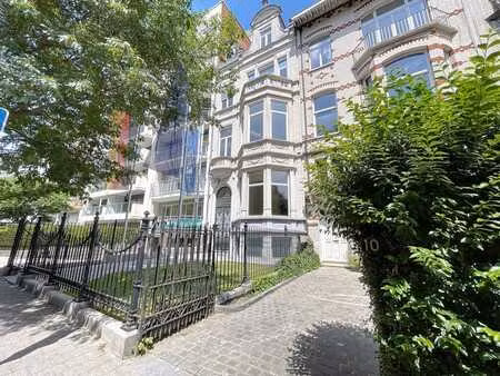 propriété de caractère de 750 m² à usage de bureaux