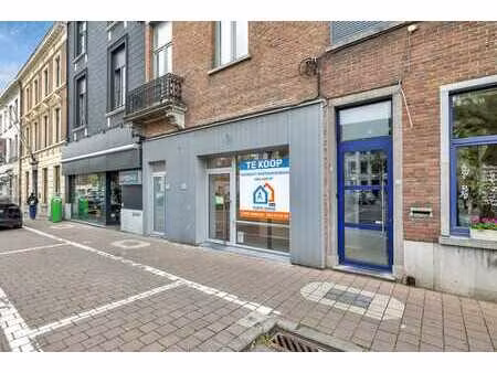 immeuble de bureaux aménagé de 400 m2