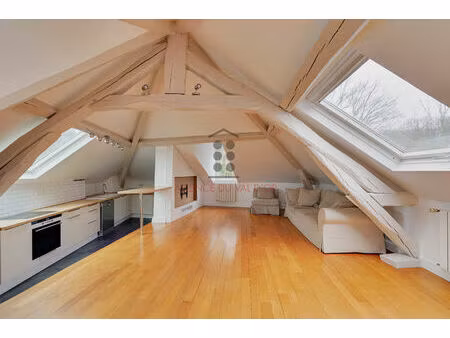 appartement louveciennes / 4 pièces 68 53 m2 (88 83 m2 au sol) / charmant duplex en bon ét