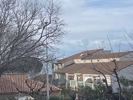 studio a vendre a sausset proche mer et commodites