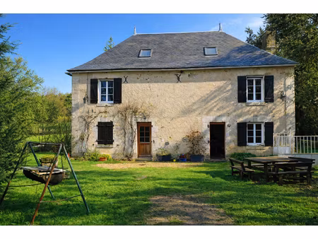 charmant moulin du xvii° sur 1300m2 - le petit pressigny