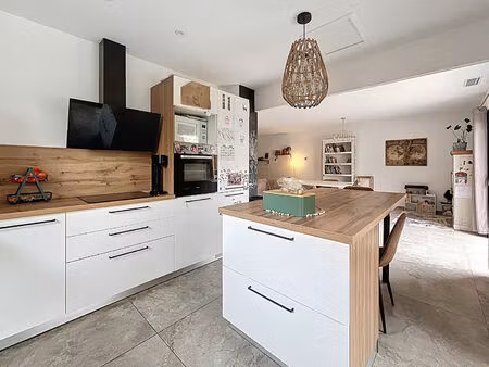 maison neuve à corbère avec 4 chambres  garage et jaccuzzi