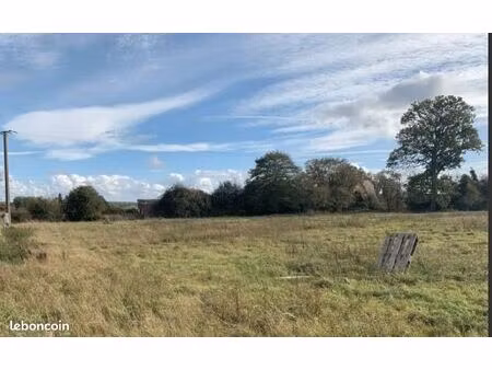 terrain 869 m² tourneville