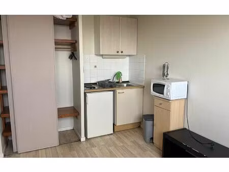 location appartement  m² t-1 à toulouse  450 €