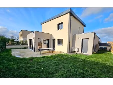 location maison  116.45 m² t-5 à saint-contest  1 490 €