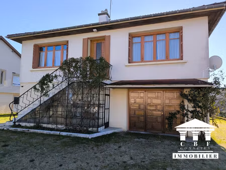 maison sur sous sol dans un quartier calme de st vallier