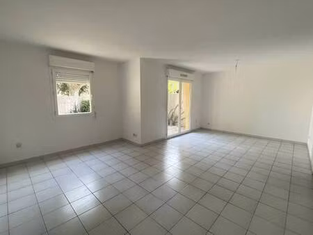 maison de ville à louer