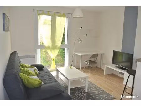 studio meublé entre cv et facs