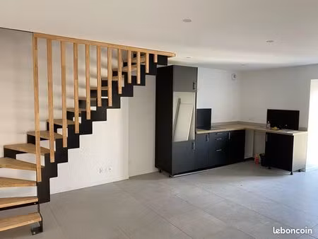 maison de village t3 avec terrasse