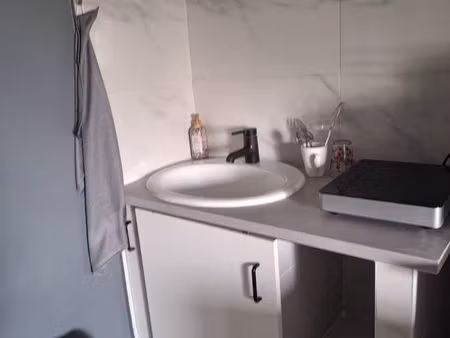 belle chambre meublée à louer – 450 – proche rer c – vitry-sur-seine (94400)