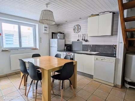 maison de location  centre de pornic  quartier des halles