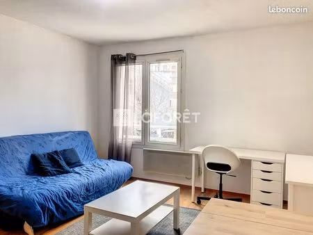 studio 1 pièce 24 m²