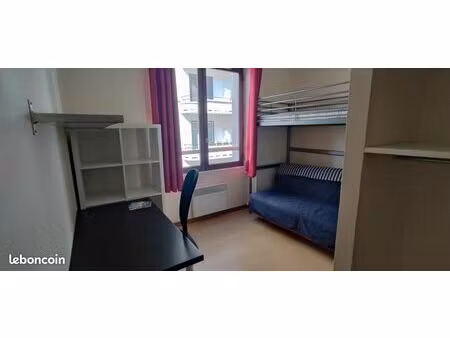 studio 1 pièce 13 m²