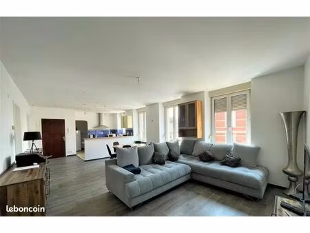 location appartement 3/4 pièces de 82 m² à colmar