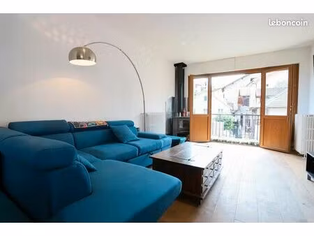 appartement duplex 3 chambres nouvellement rénové dans la vieille ville d'annecy