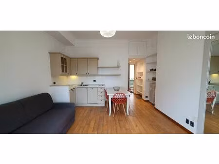 studio 1 pièce 24 m²