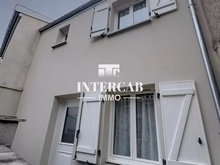 maison de ville 2 pièces 28 m²