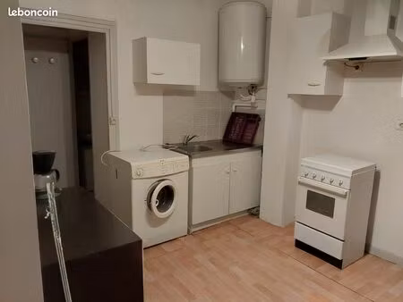 location f2 vic le compte