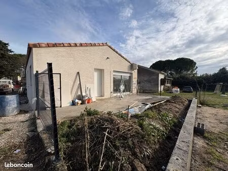 villa 4 pièces 83 m²