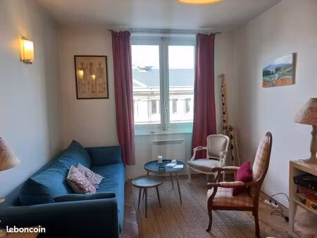 f2 rue pasteur 69007 à louer