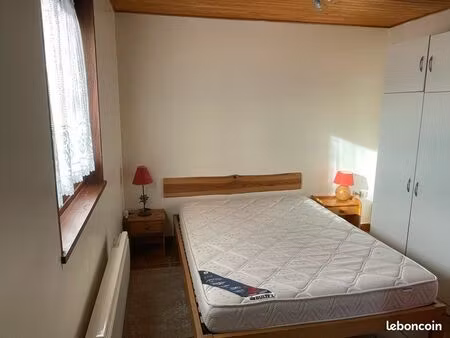 location studio meublé