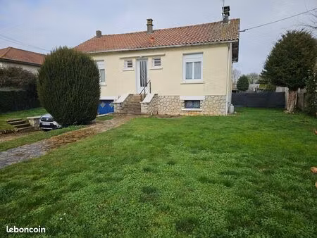 maison à louer à saint-sauvant