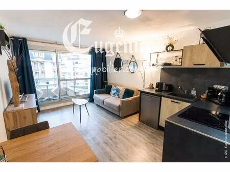 studio entièrement rénové meublé idéalement situé plage ville