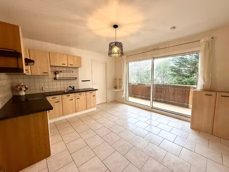 bayonne / quartier beyris / t1 bis avec terrasse  parking et cave