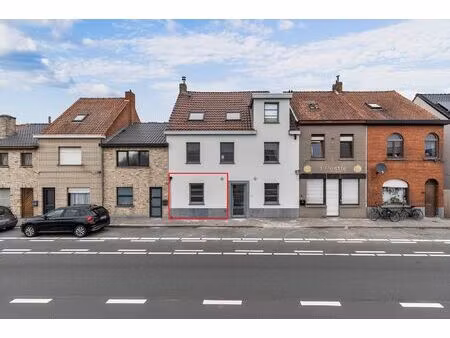 instapklaar gelijkvloers appartement met tuin nabij centrum