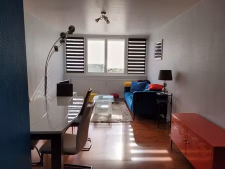 t4 73m² avec parking à la madeleine