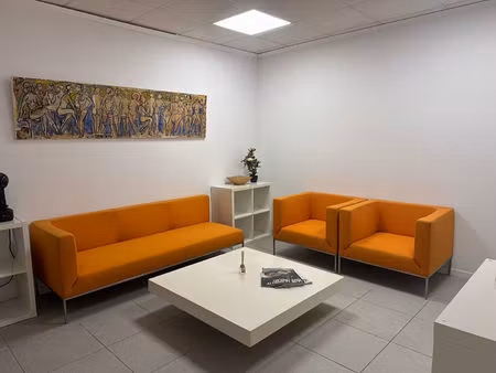 bureaux 108m² eguilles - parking 275 000