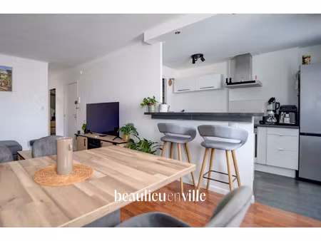 exclusivité - la ciotat - vieux port - appartement t3 - calm