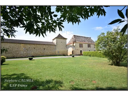 secteur lalinde - 20 kms de bergerac - au calme - corps de ferme
