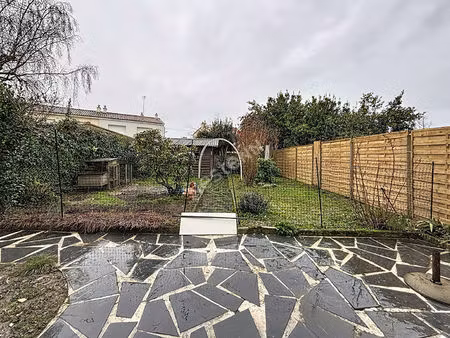 maison à vendre à rezé - 5 pièces  4 chambres avec jardin