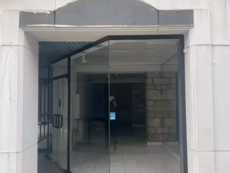 local commercial a louer