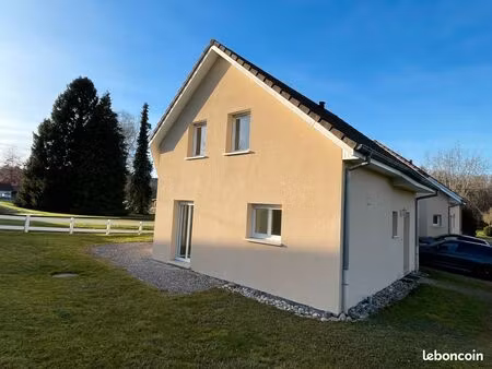 maison 5 pièces à delle  année 2008