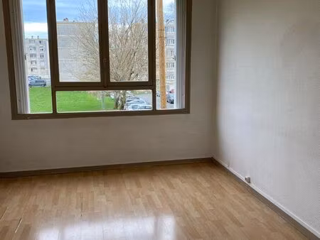 a louer t2 - proche pessac centre