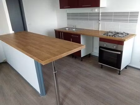 t2 tours sud  quartier des fontaines