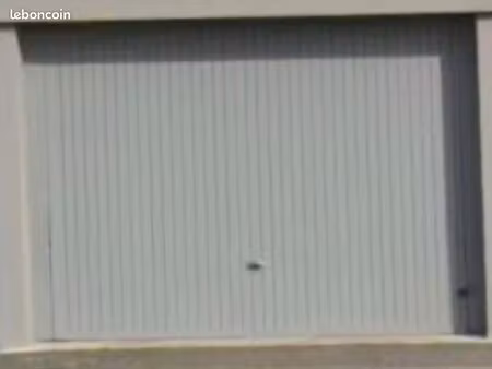 garage / box fermé à vendre – résidence de l’hippodrome – villars (42390)