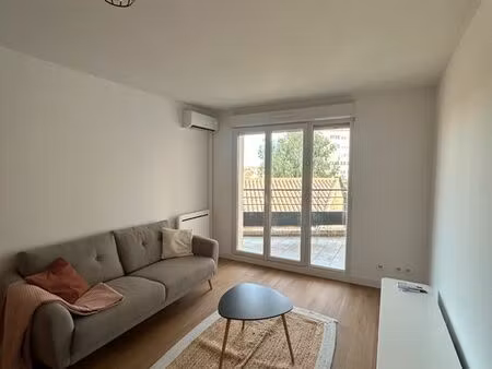 t2 meublé rénové nîmes