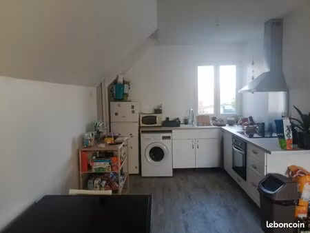 2 pièces 49m2 580 euros cc