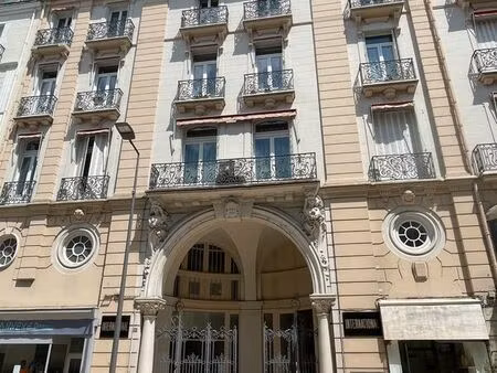 studio meublé vichy quartier thermal - hyper centre